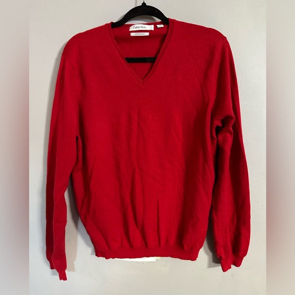 Calvin Klein Extra Fine Merino Wool Men's Red V Neck Sweater - Picture 2 of 12